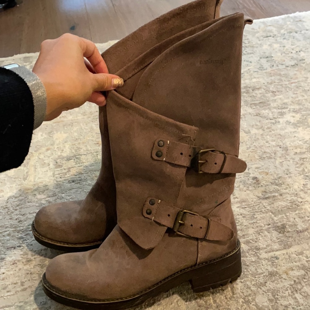 Cool way boots